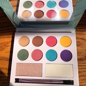 Laura Sanchez Moods palette